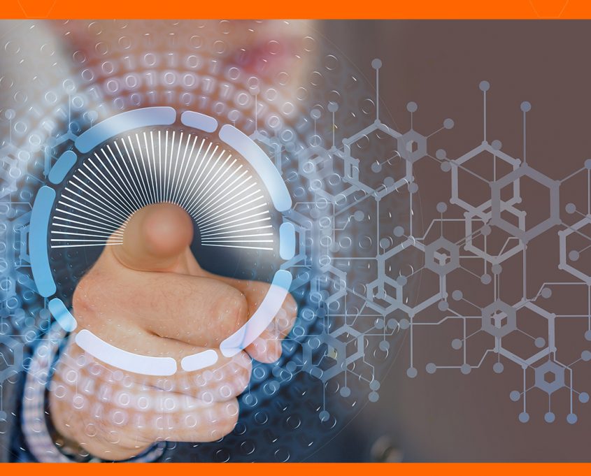 Aktuelles 64 Hand zeigt auf digitale Schnittstelle mit Datenmustern und binären Zahlen, symbolisiert Technologie und Innovation.
